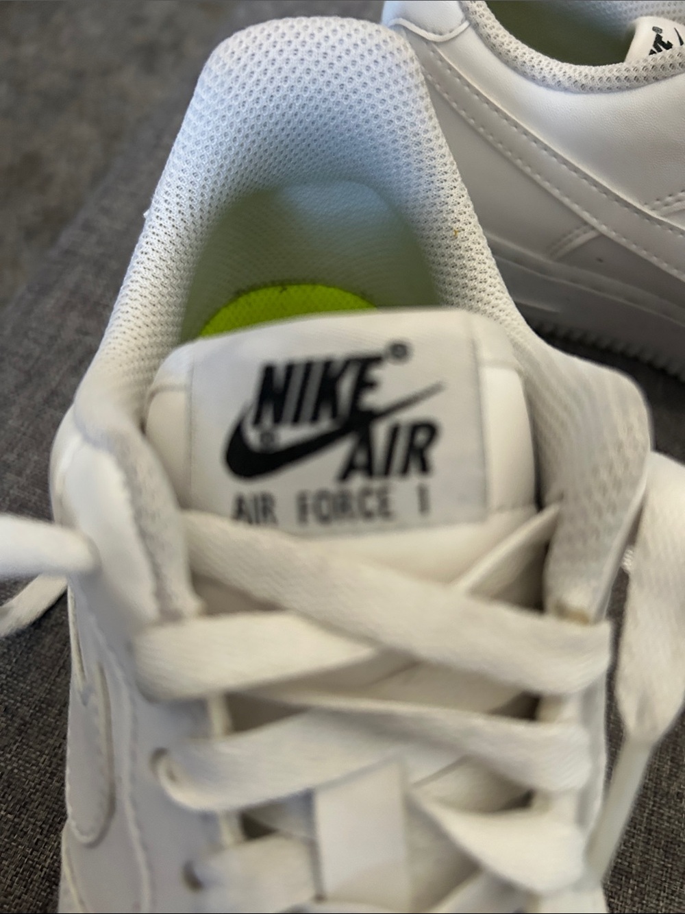 Nike Men’s White Low-Top Leather Sneakers - Picture 3 of 3